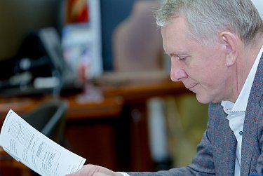 O согласовании прокурора и формировании комиссии по служебному поведению госслужащих